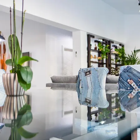 Cubo's Cozy & Modern Sol De Villa Malaga